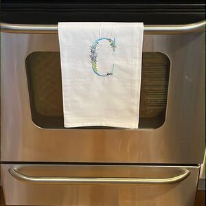 Embroidered DG Collections 100% Cotton 27"x27" Flour “C” Monogram Towel